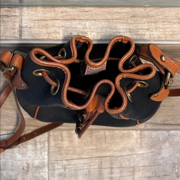 Dooney & Bourke Vintage All-Weather Leather Blue Drawstring Bucket Bag - Picture 4 of 8